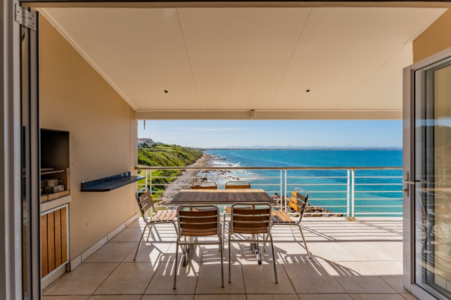 2 Bedroom Property for Sale in Port St Francis Eastern Cape